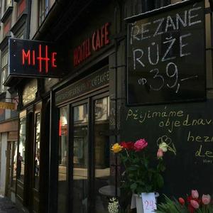 91在线国产一区
